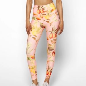 Beyond Yoga Gabriela Printed Midi Performance Legging Lemon Grove Medium